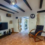 Authentic Istrian Stazione With Pool Cabrunici