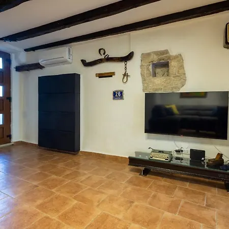 Authentic Istrian Stazione With Pool Holiday home Cabrunici