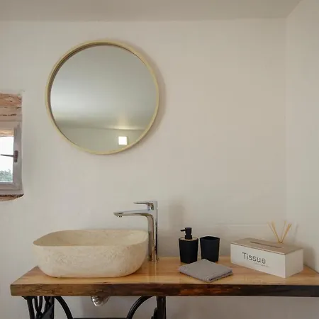 Authentic Istrian Stazione With Pool * Cabrunici