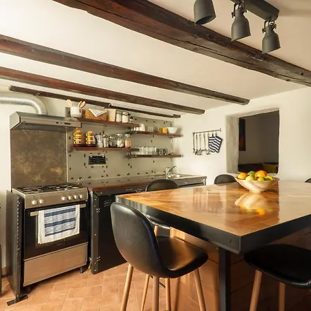 Authentic Istrian Stazione With Pool *
