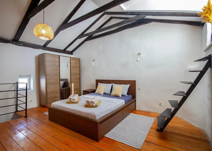 Authentic Istrian Stazione With Pool * Cabrunici