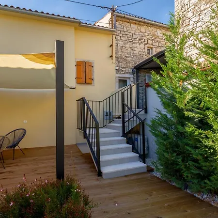 Authentic Istrian Stazione With Pool Holiday home *